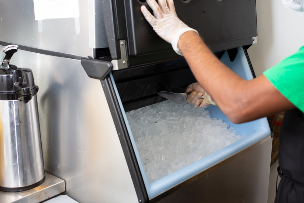 Restaurant Equipment Cleaning Checklist Alturas Contractors   Commercial Ice Machine Cleaning Tips 3 